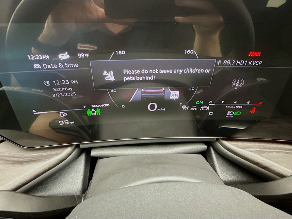 Used 2025 Audi Q5 Premium Plus w/ Premium Plus image 34