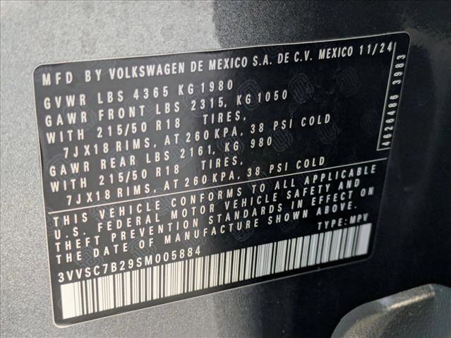 Used 2025 Volkswagen Taos SE image 24