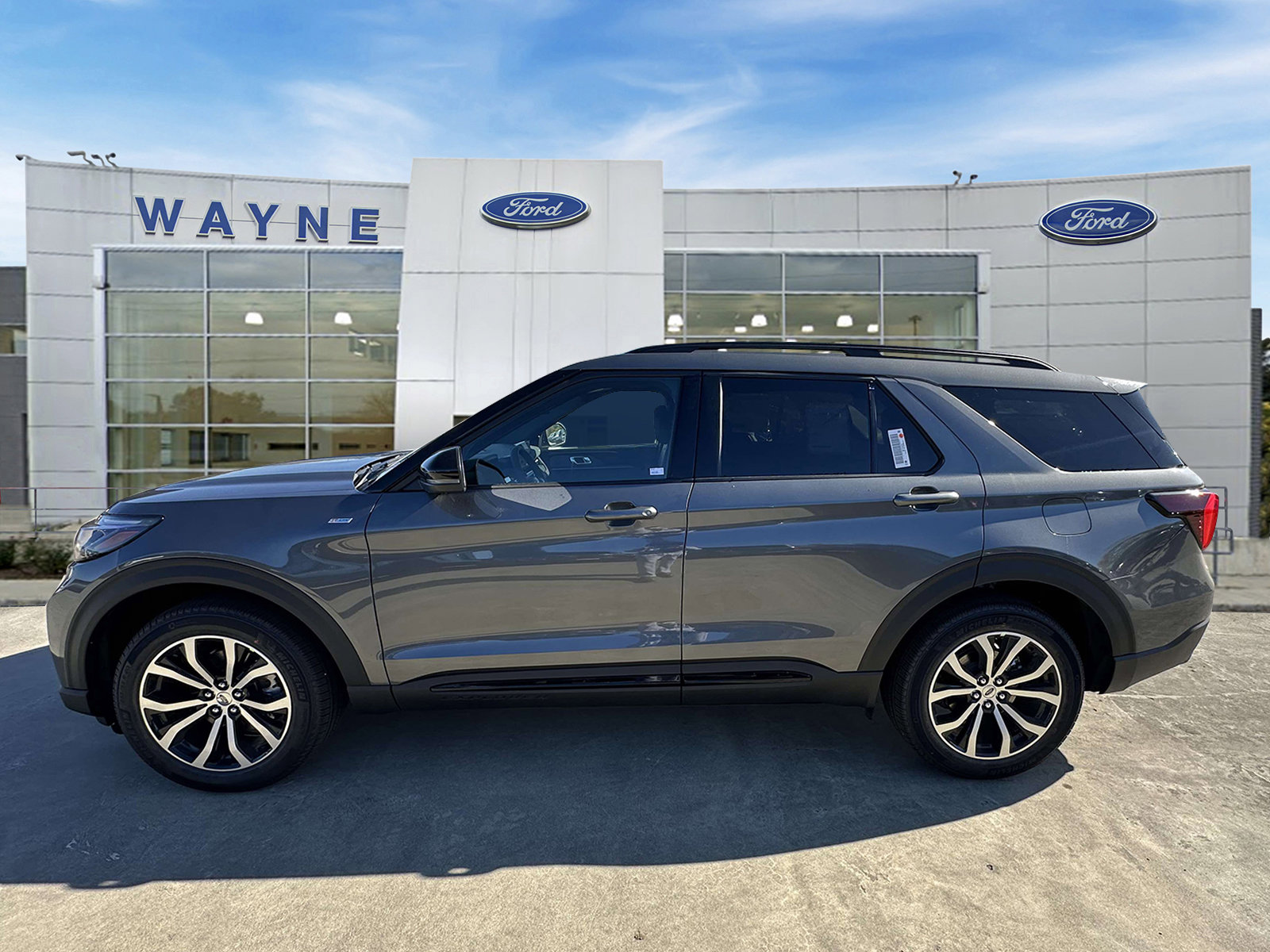 New 2026 Ford Explorer ST-Line image 5