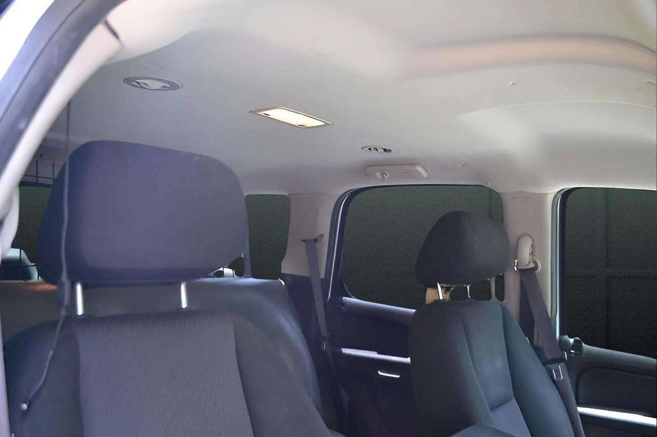 Used 2010 Chevrolet Tahoe LS w/ Interior Plus Package image 21