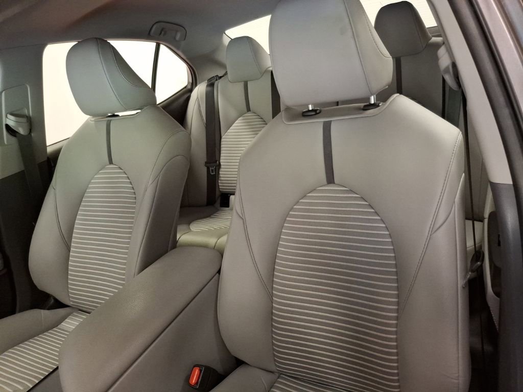 Used 2024 Toyota Camry SE FWD image 18