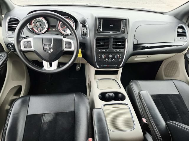 Used 2018 Dodge Grand Caravan SXT FWD image 6