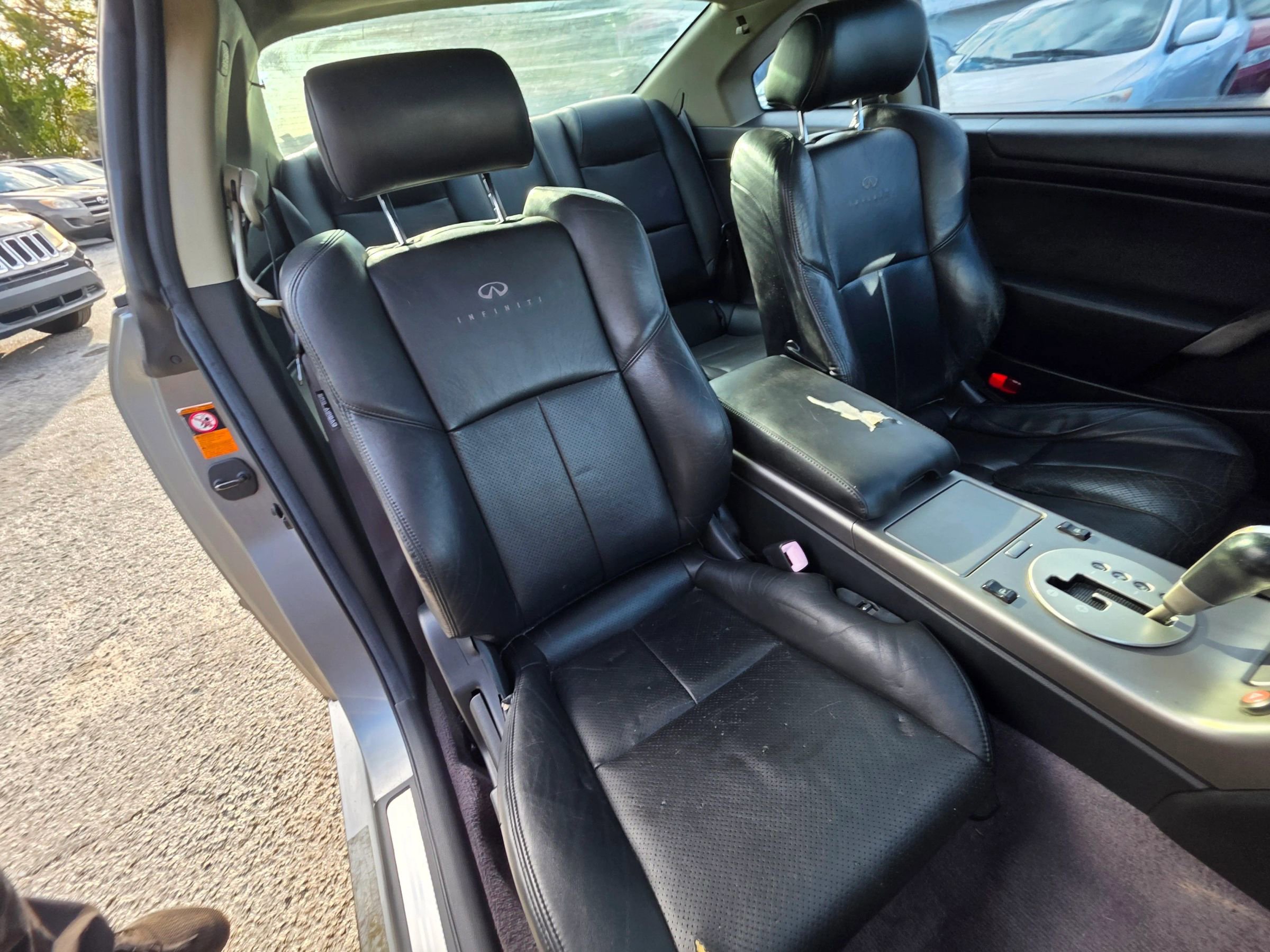 Used 2004 INFINITI G35 Coupe w/ Premium Pkg RWD image 18