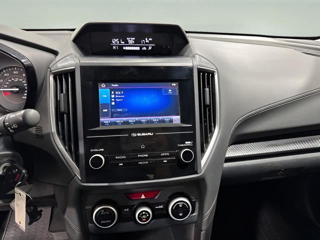 Used 2021 Subaru Crosstrek 2.0i AWD/4WD image 18
