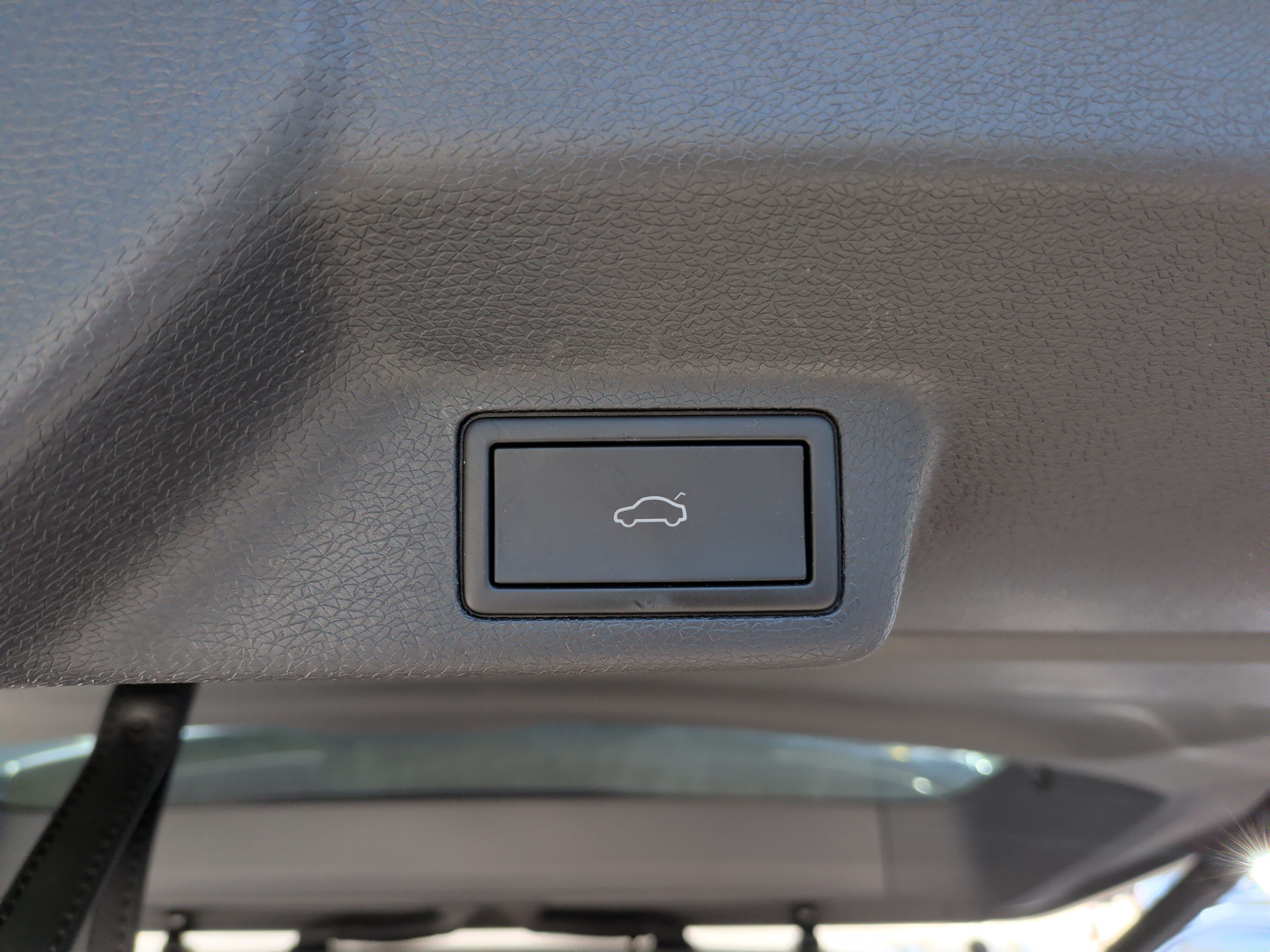 Used 2025 Volkswagen ID. Buzz 1st Edition AWD/4WD image 36
