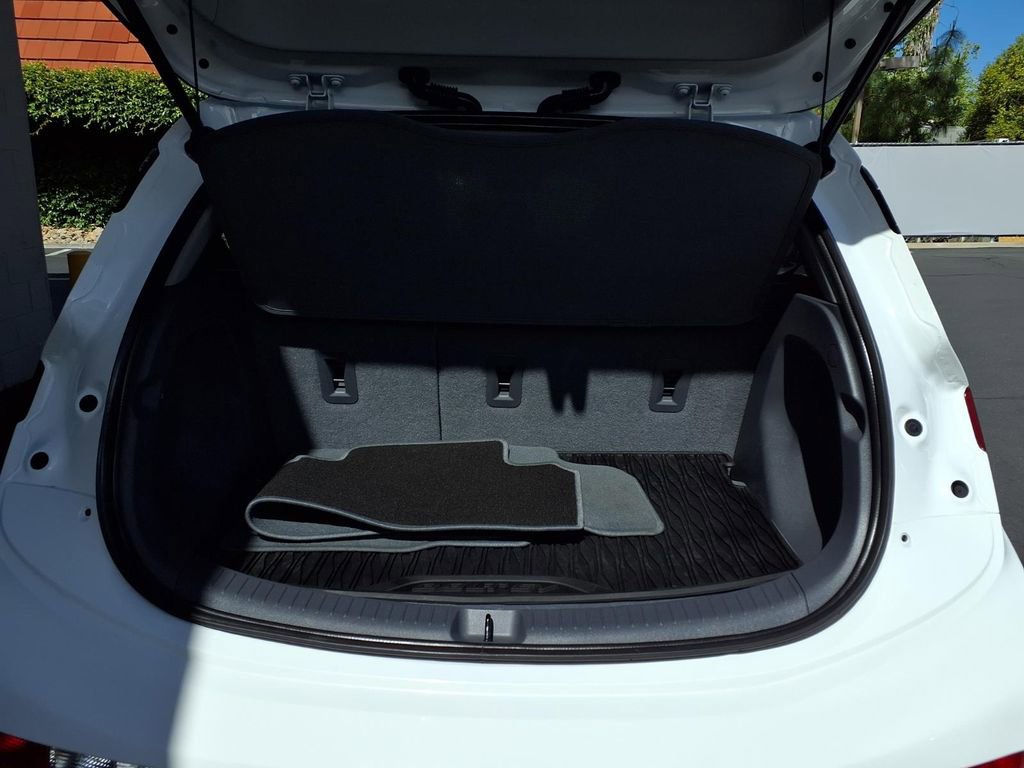 Used 2017 Chevrolet Bolt LT image 20