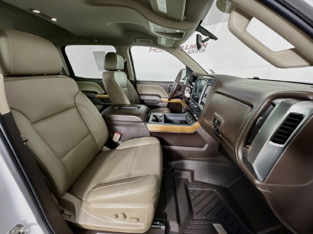 Used 2018 Chevrolet Silverado 1500 LTZ w/ Sport Package AWD/4WD image 39
