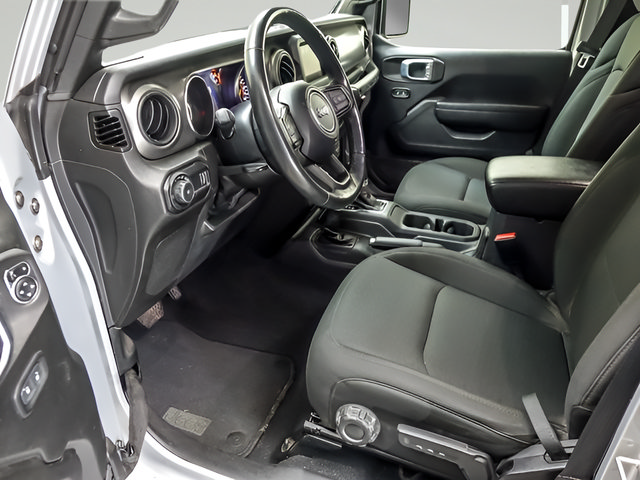 Used 2023 Jeep Wrangler Unlimited Sport AWD/4WD image 9