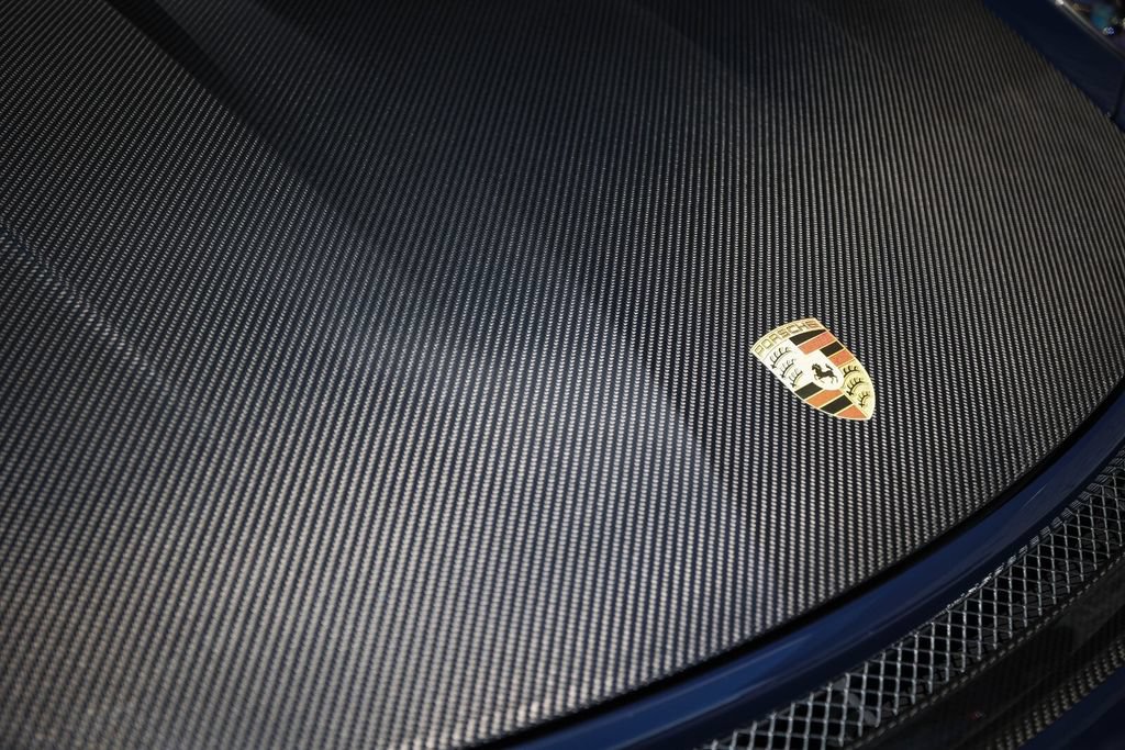 Used 2018 Porsche 911 GT2 RS RWD image 11