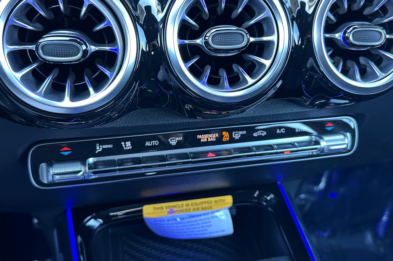 New 2026 Mercedes-Benz GLB 35 AMG AMG 35 image 20