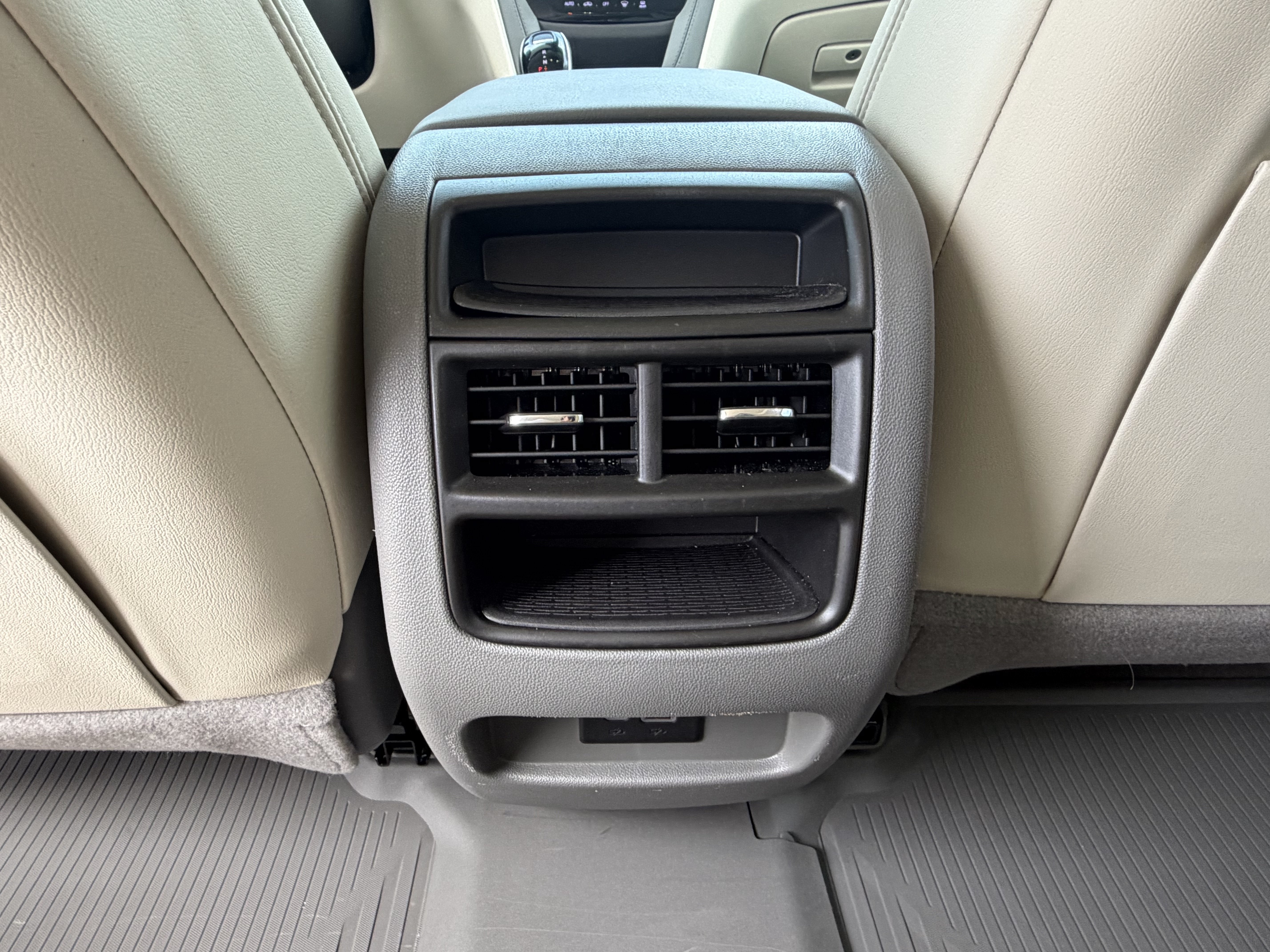 Certified 2023 Cadillac XT5 Premium Luxury w/ Technology Package FWD image 10