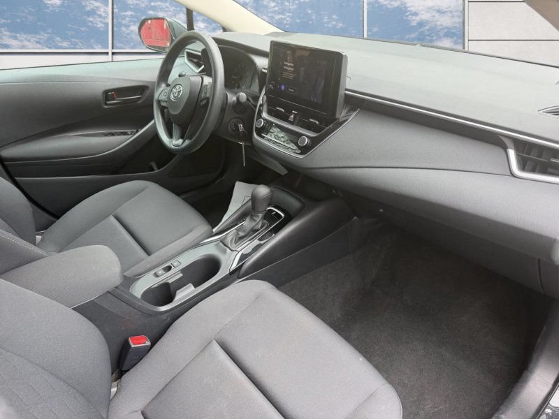 Used 2024 Toyota Corolla LE FWD image 7