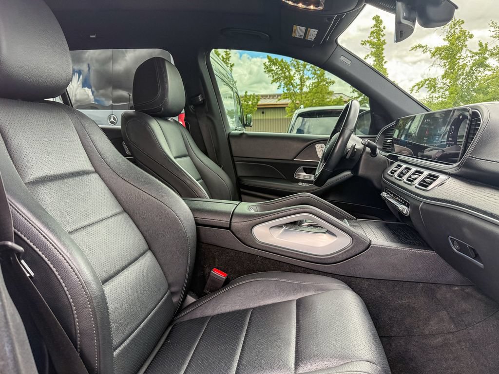 Certified 2023 Mercedes-Benz GLS 450 4MATIC image 17