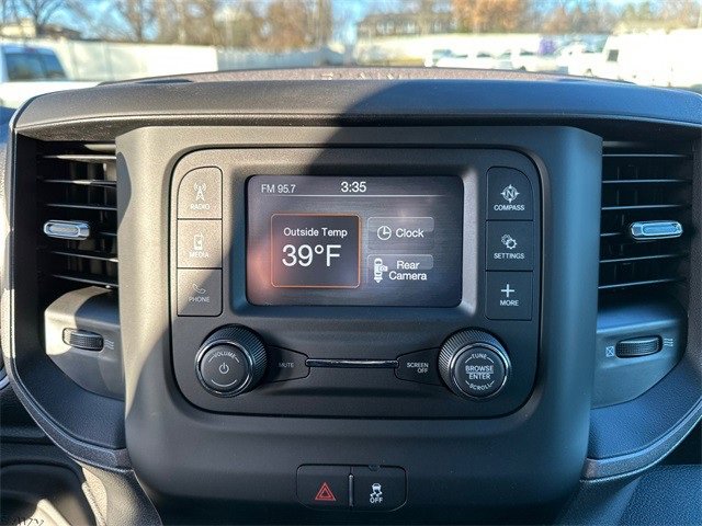 Used 2024 RAM 2500 Tradesman w/ Chrome Appearance Group image 25