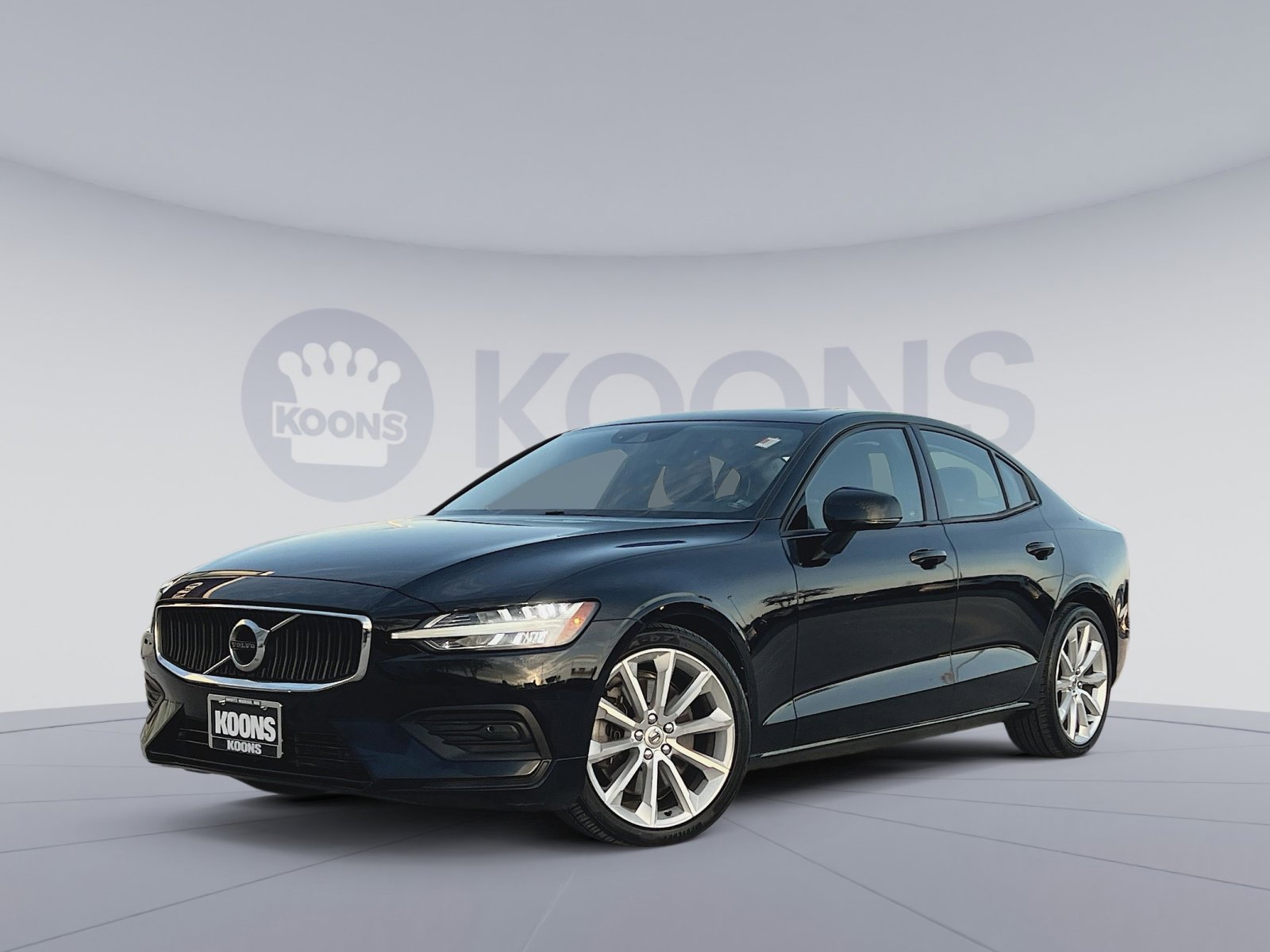 Used 2020 Volvo S60 T6 Momentum w/ Protection Package Premier image 1