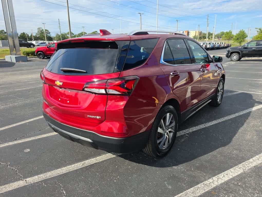 Used 2024 Chevrolet Equinox Premier FWD image 5