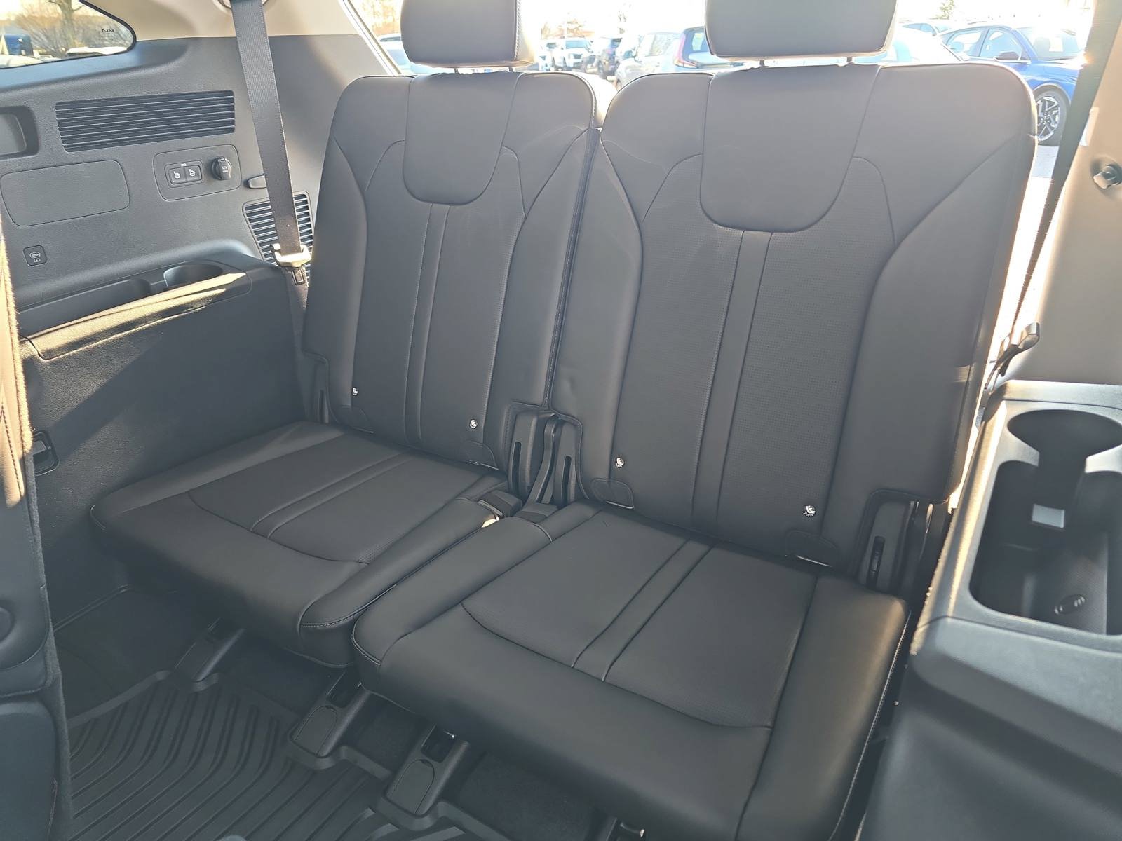 New 2026 Kia Sorento EX w/ EX Premium Package FWD image 15