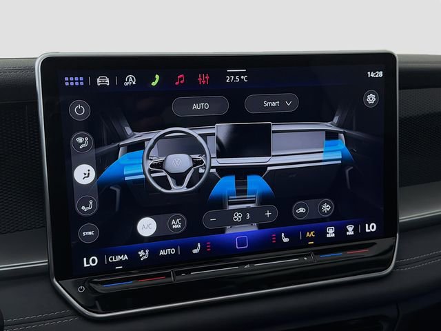 New 2026 Volkswagen Tiguan SE image 17