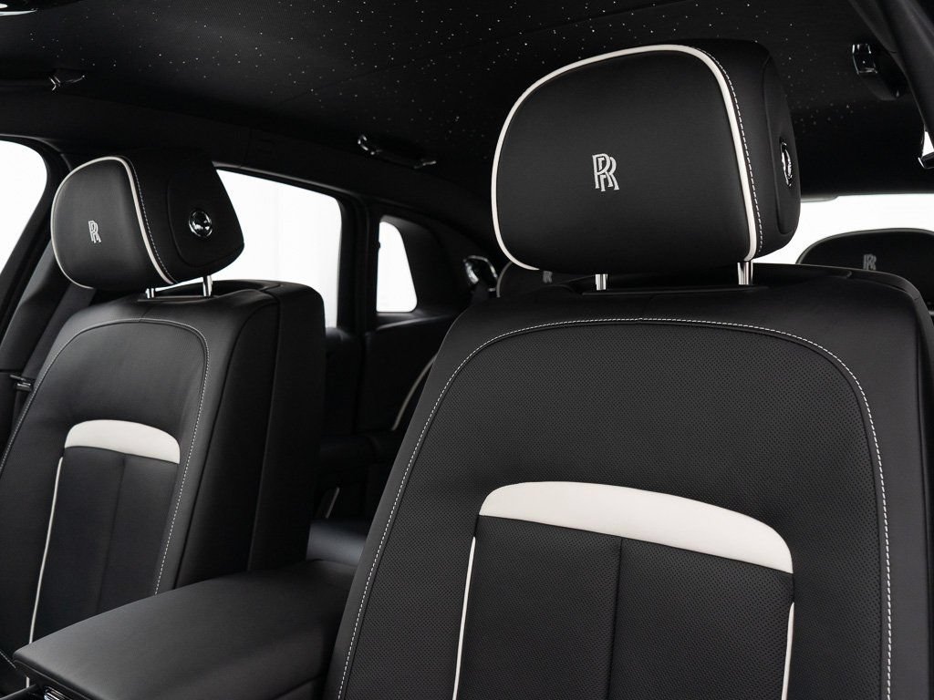 Used 2025 Rolls-Royce Ghost AWD/4WD image 17