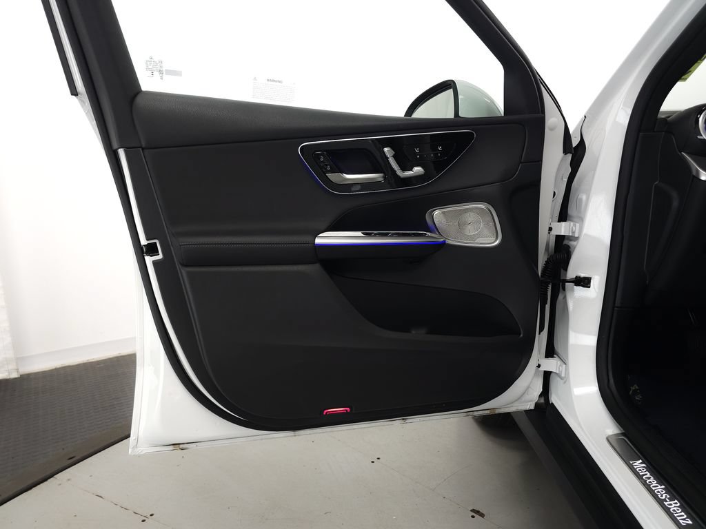 Certified 2026 Mercedes-Benz GLC 300 4MATIC image 5