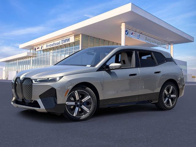 Certified 2024 BMW iX xDrive50 w/ Sport Package AWD/4WD image 35