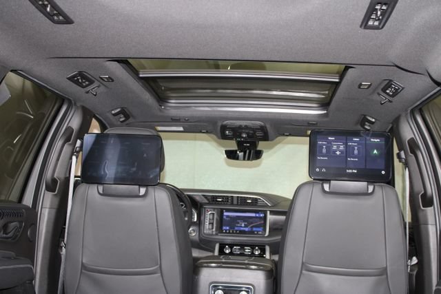 Used 2021 GMC Yukon Denali w/ Denali Premium Package AWD/4WD image 42