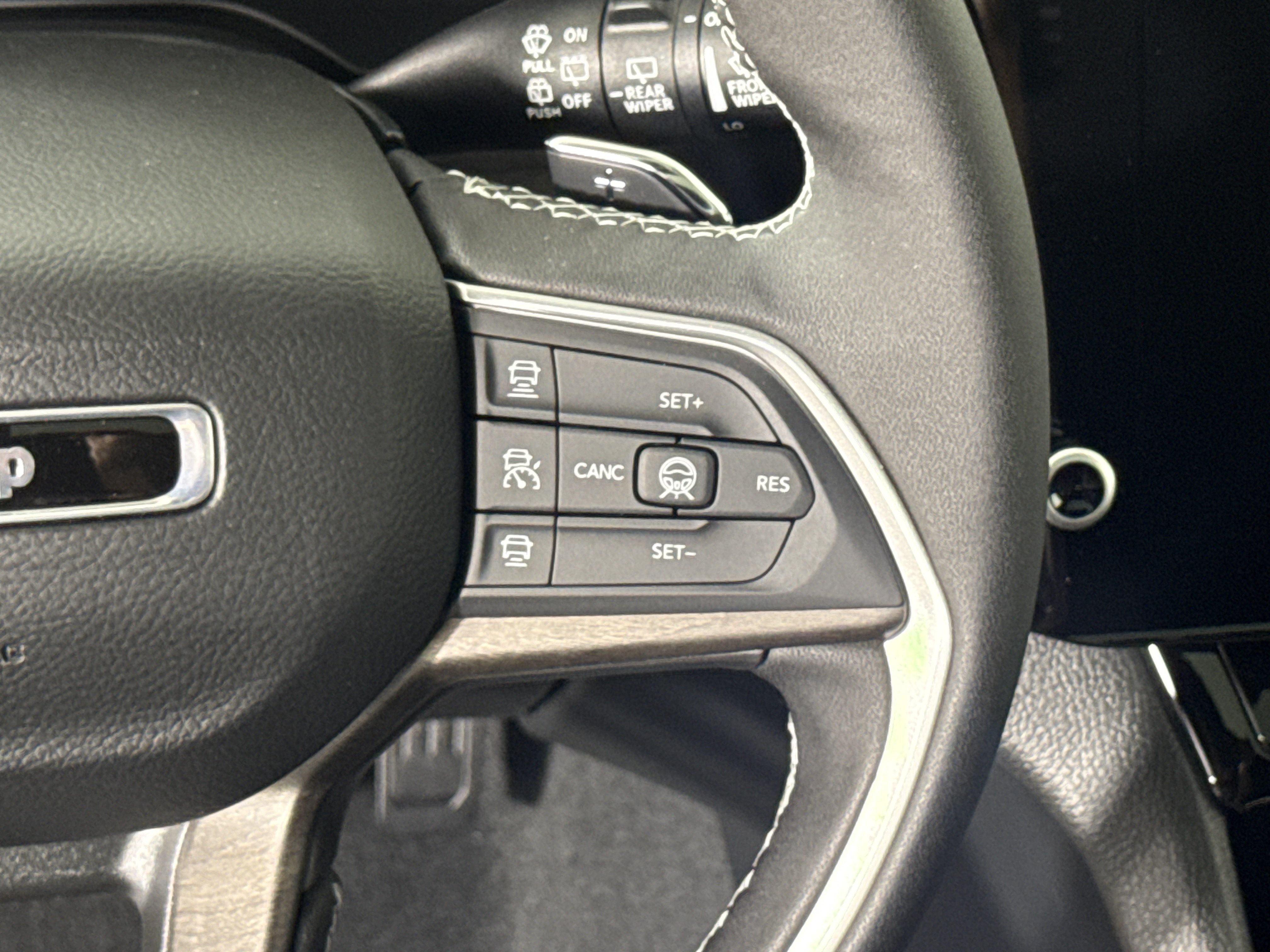 New 2027 Jeep Grand Cherokee 4WD image 18