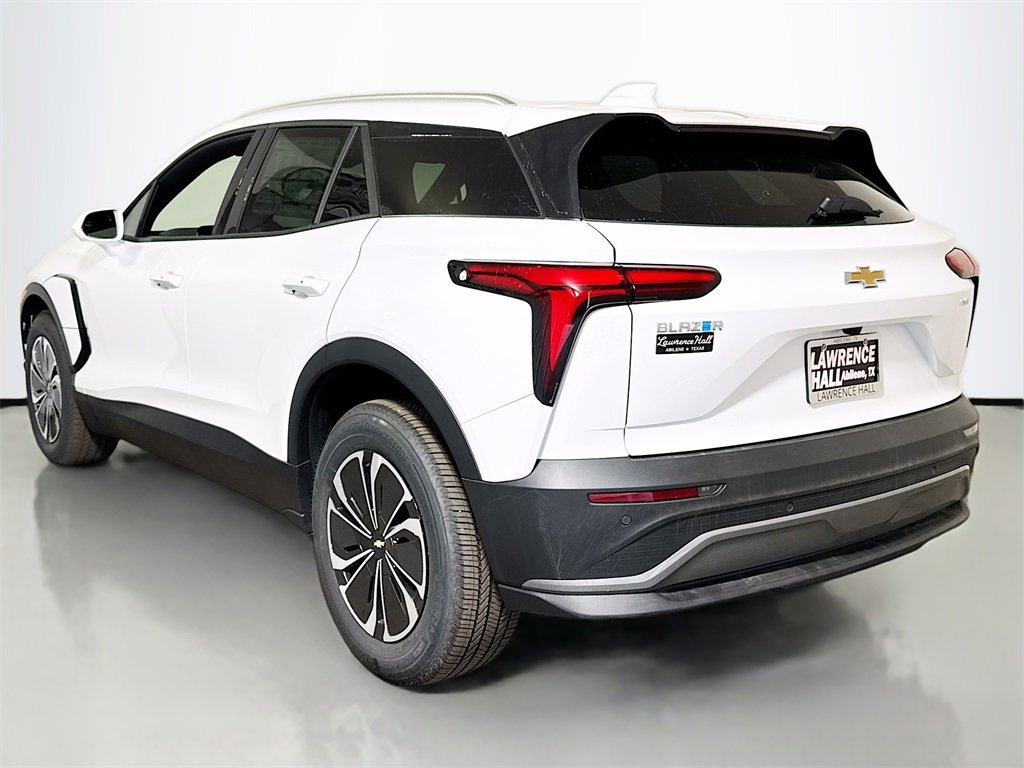 New 2025 Chevrolet Blazer EV LT image 3