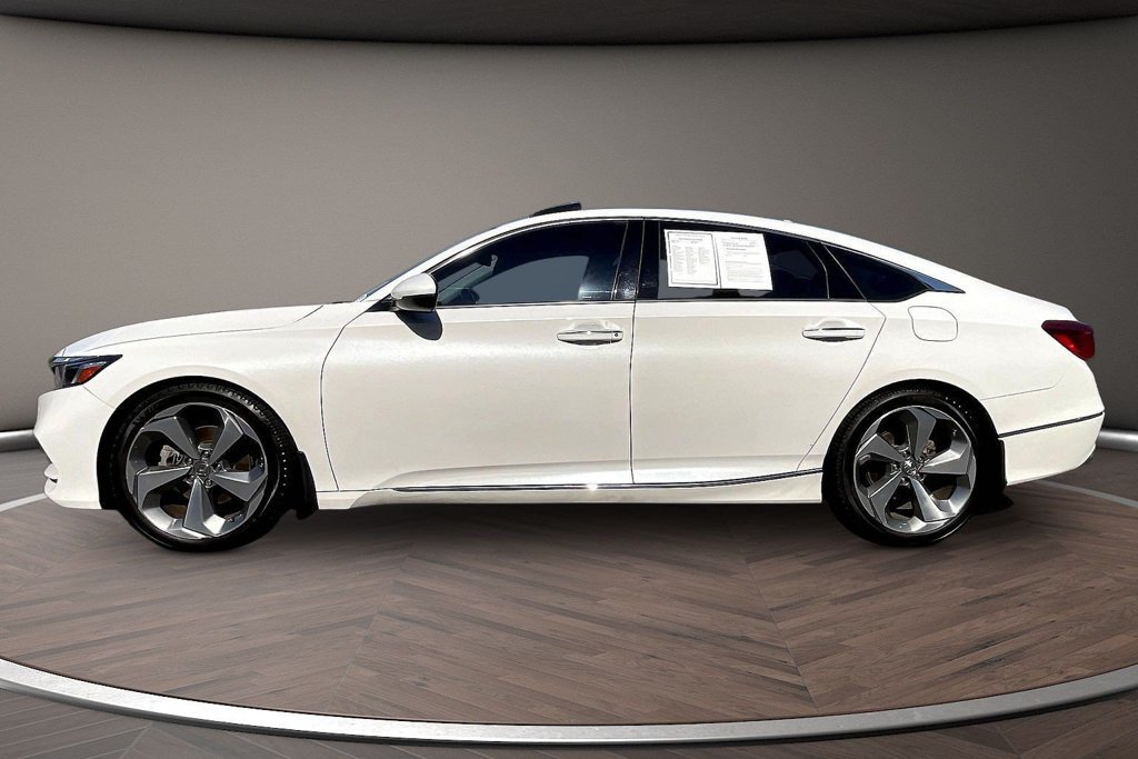 Used 2018 Honda Accord Touring image 7