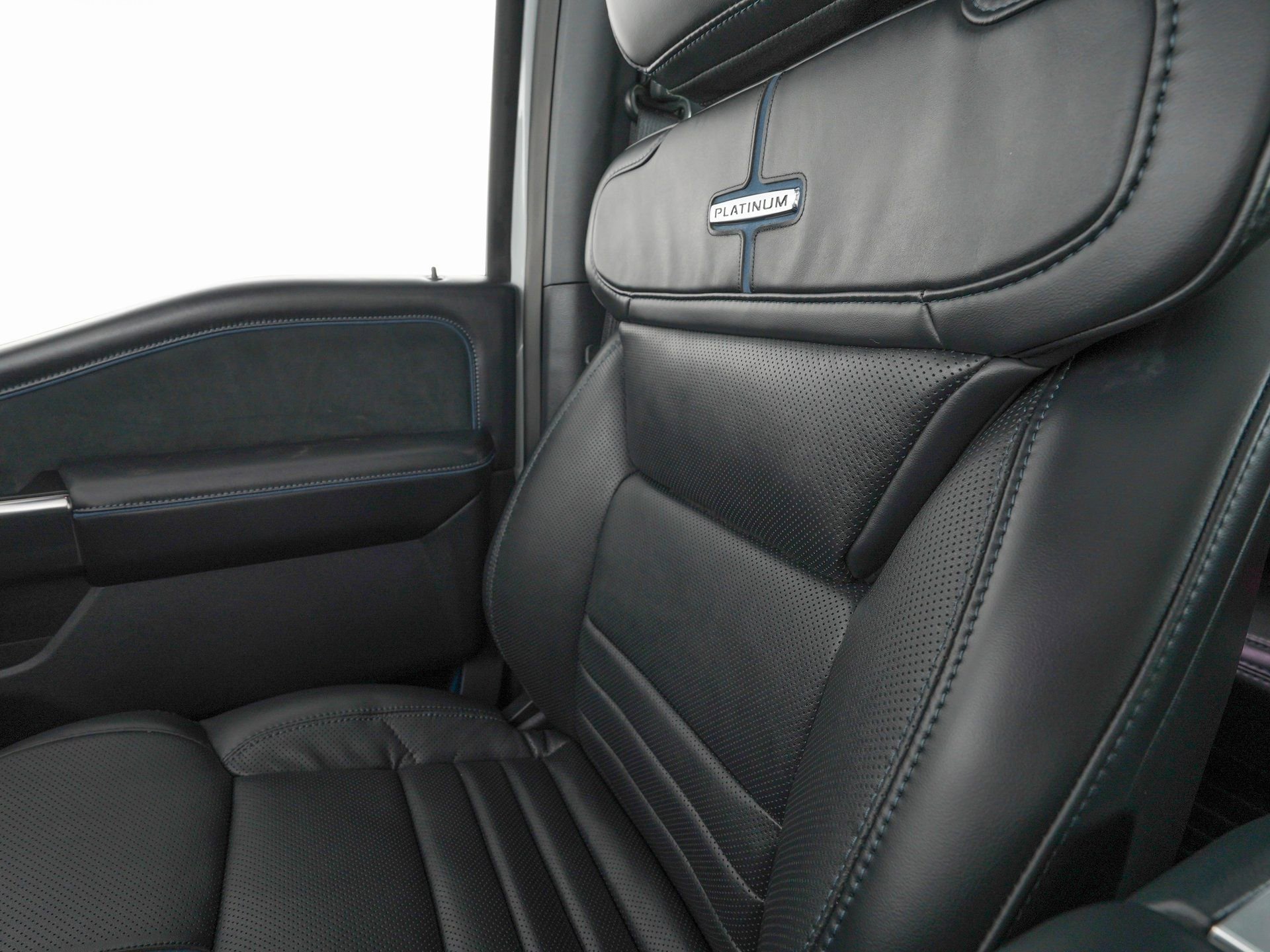Used 2026 Ford F450 Platinum image 29