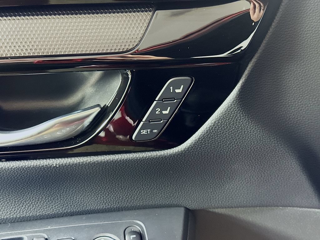 Used 2024 Honda CR-V Sport Touring image 21