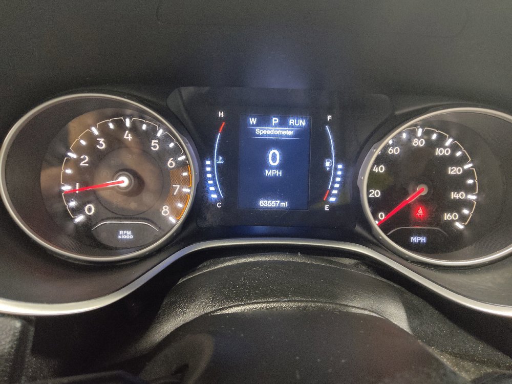 Used 2019 Jeep Compass Latitude w/ Cold Weather Group FWD image 23
