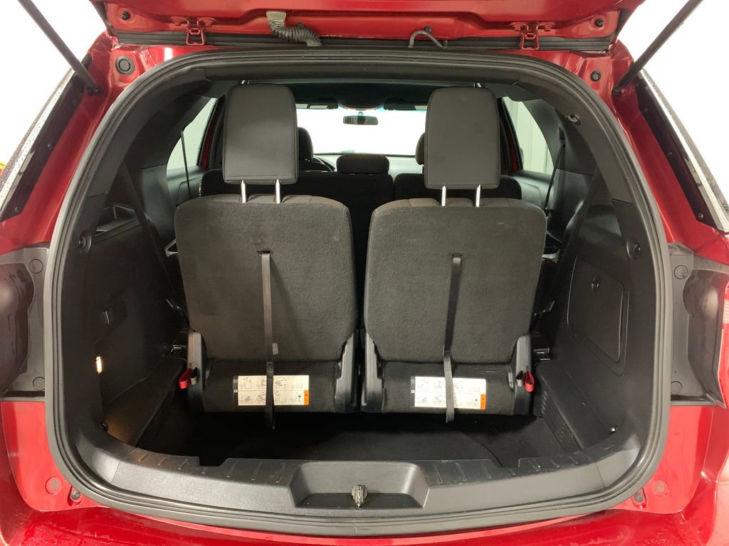 Used 2017 Ford Explorer XLT image 22