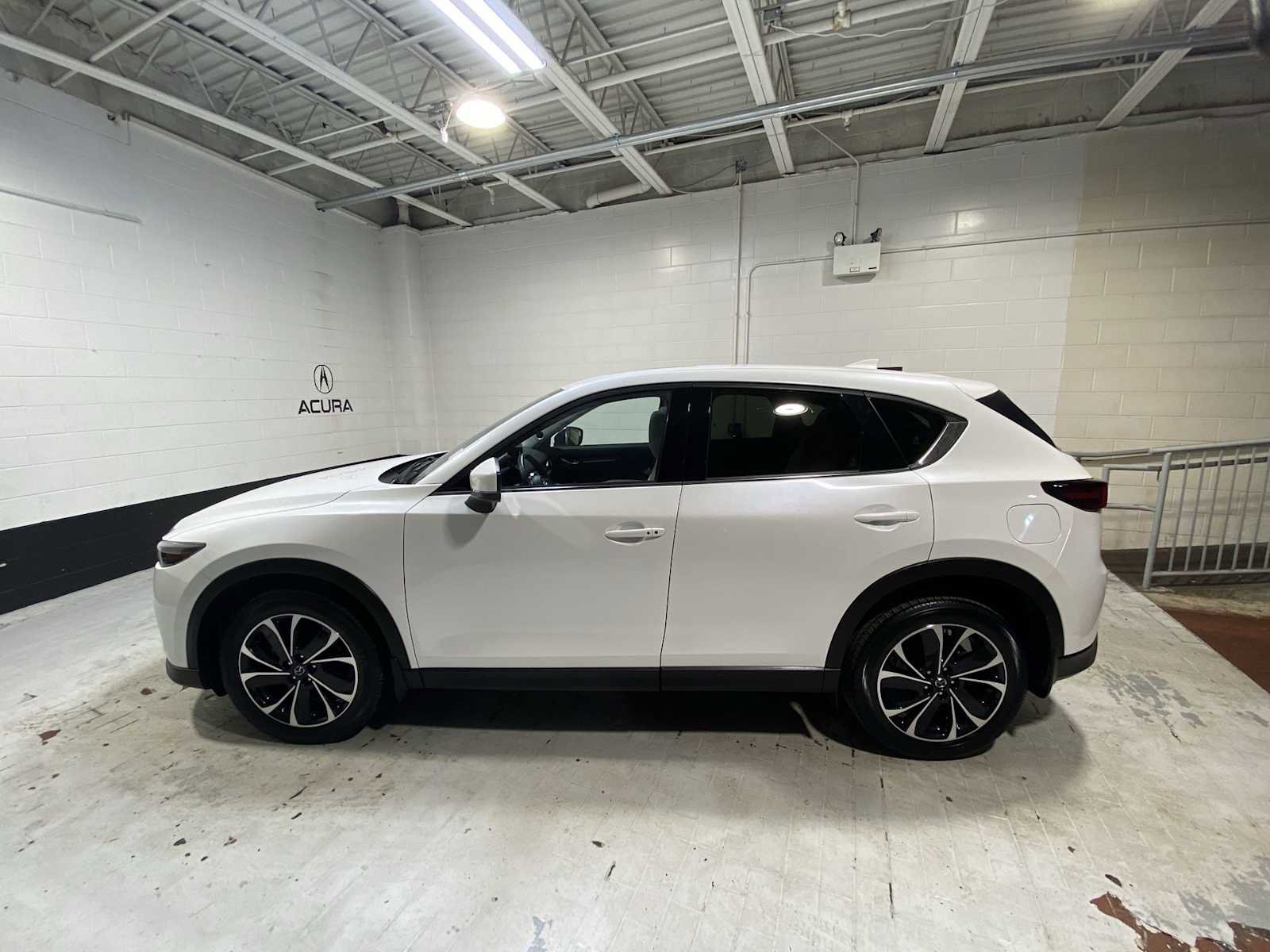 Used 2022 MAZDA CX-5 AWD 2.5 S w/ Premium Plus Pkg image 3