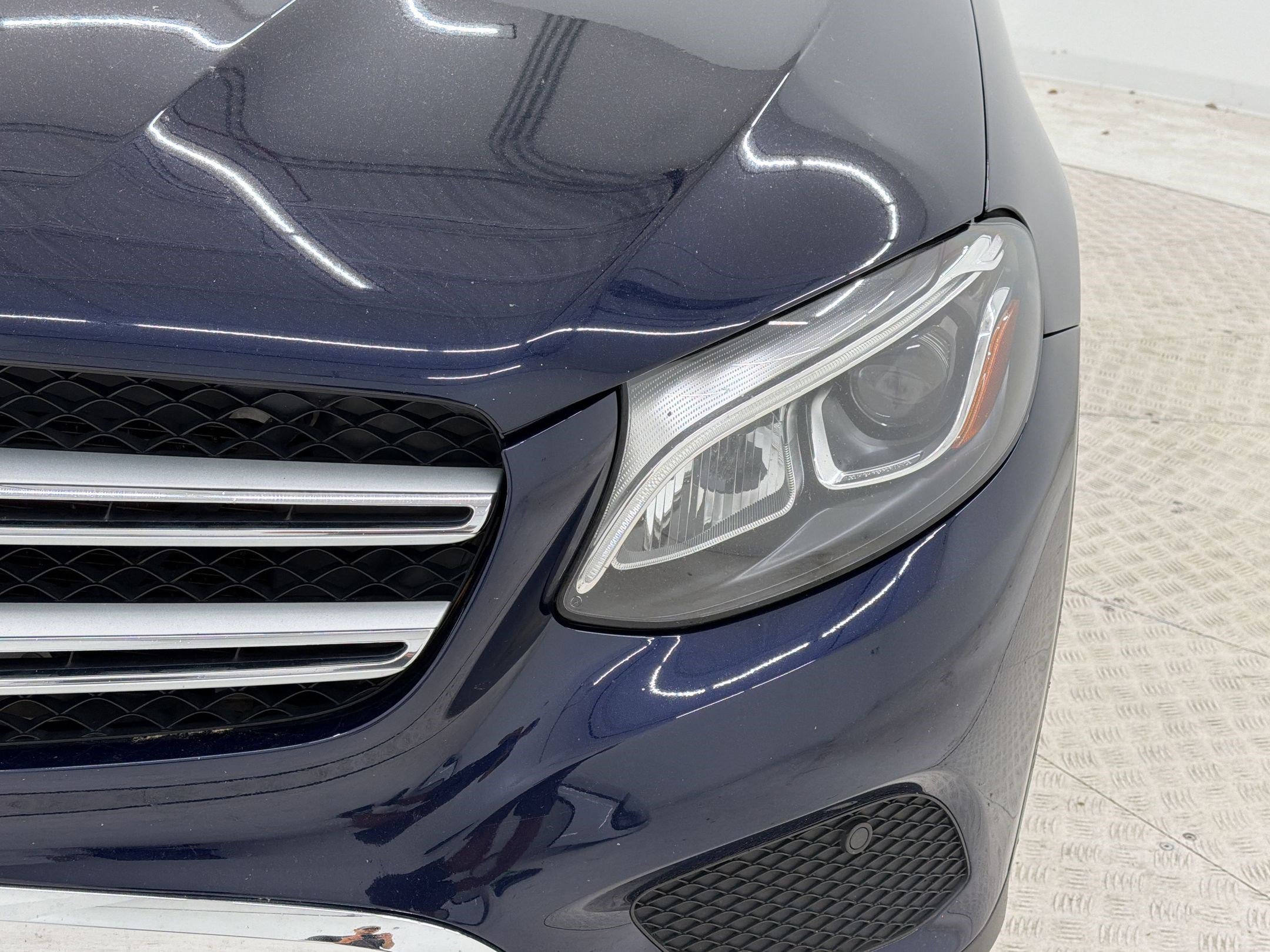 Used 2017 Mercedes-Benz GLC 300 4MATIC image 11