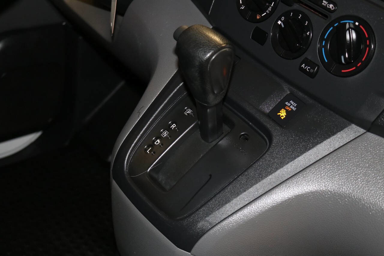 Used 2020 Nissan NV200 S w/ Back Door Glass Package image 48