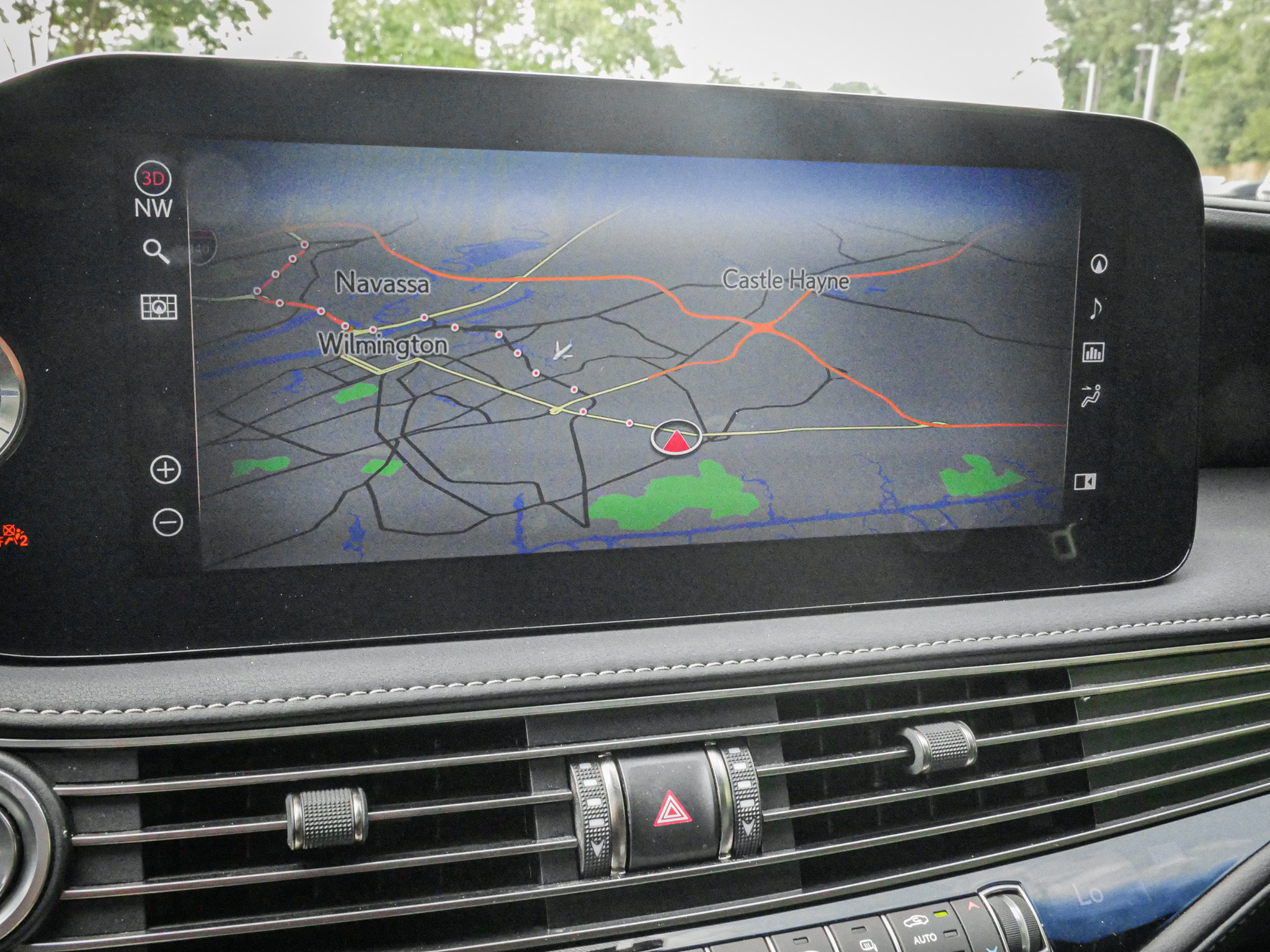 Used 2021 Lexus LS 500 w/ Interior Upgrade Package RWD image 24