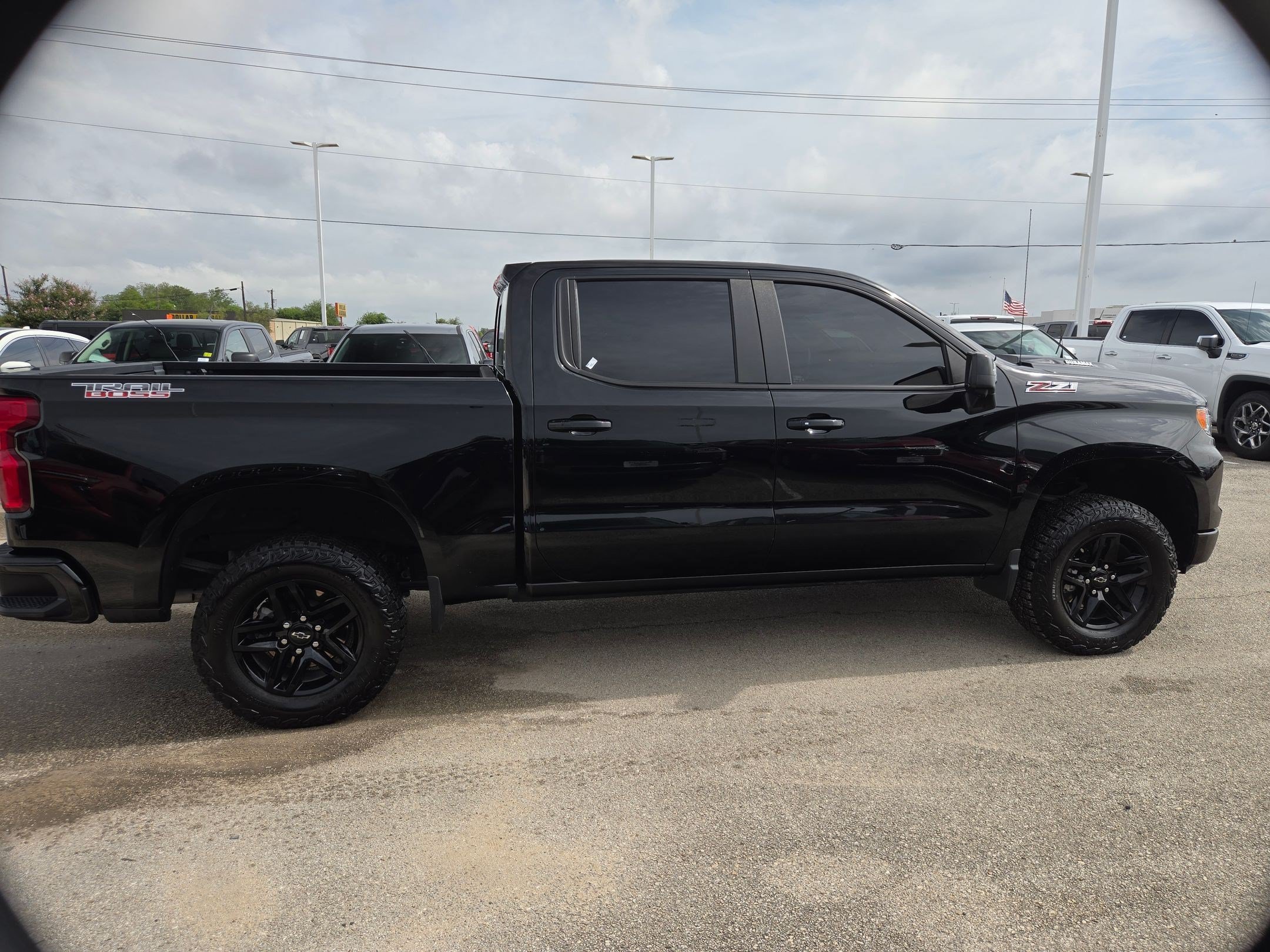 Certified 2024 Chevrolet Silverado 1500 LT Trail Boss w/ LT Trail Boss Premium Package AWD/4WD image 2