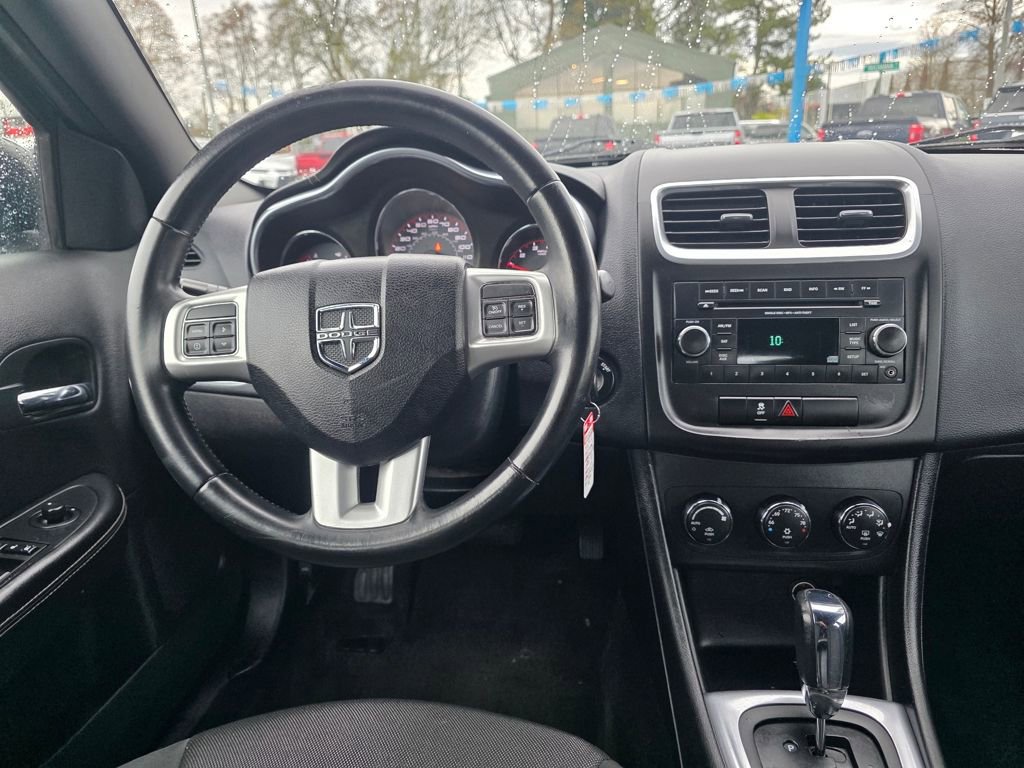 Used 2012 Dodge Avenger SXT image 10