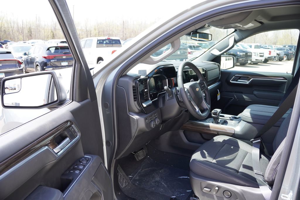 New 2026 Chevrolet Silverado 1500 LT AWD/4WD image 10