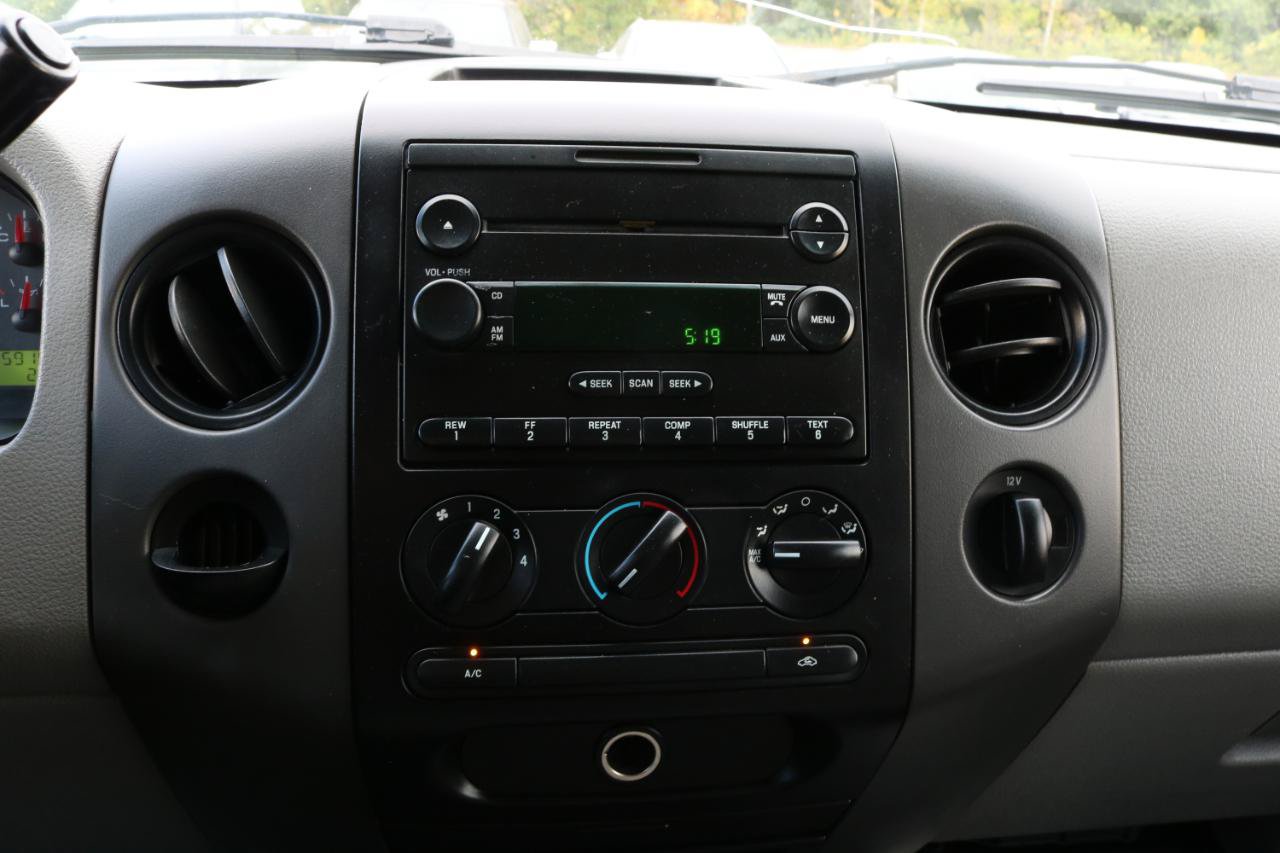 Used 2005 Ford F150 2WD Regular Cab image 24