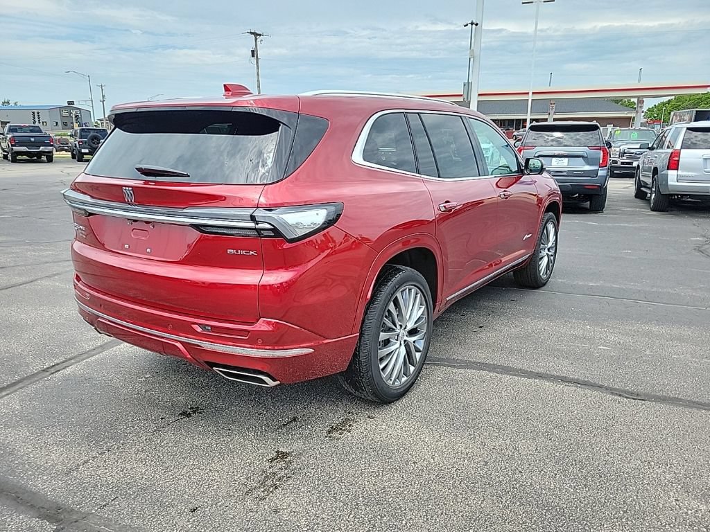 Used 2025 Buick Enclave Avenir AWD/4WD image 5