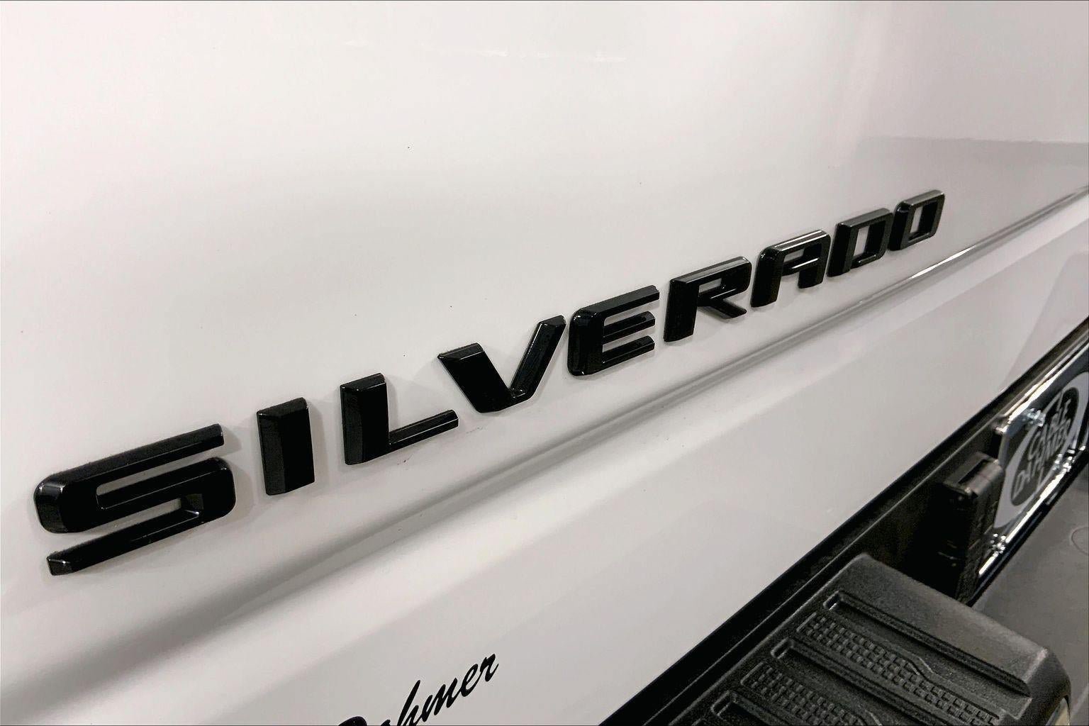 Used 2022 Chevrolet Silverado 1500 LTZ AWD/4WD image 8