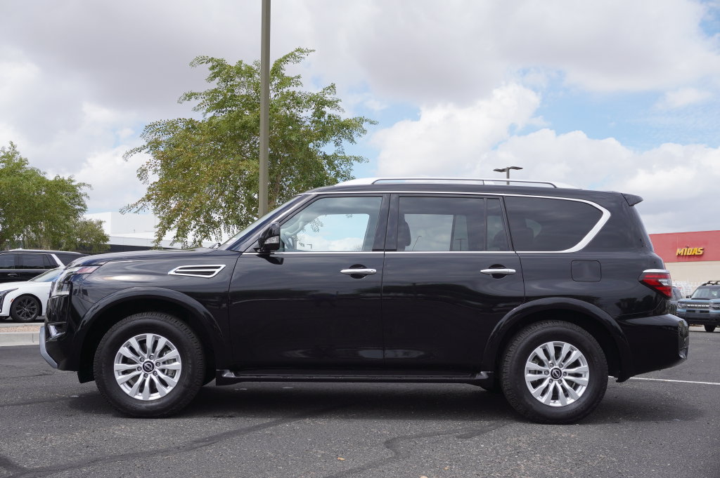 Used 2024 Nissan Armada SV RWD image 2