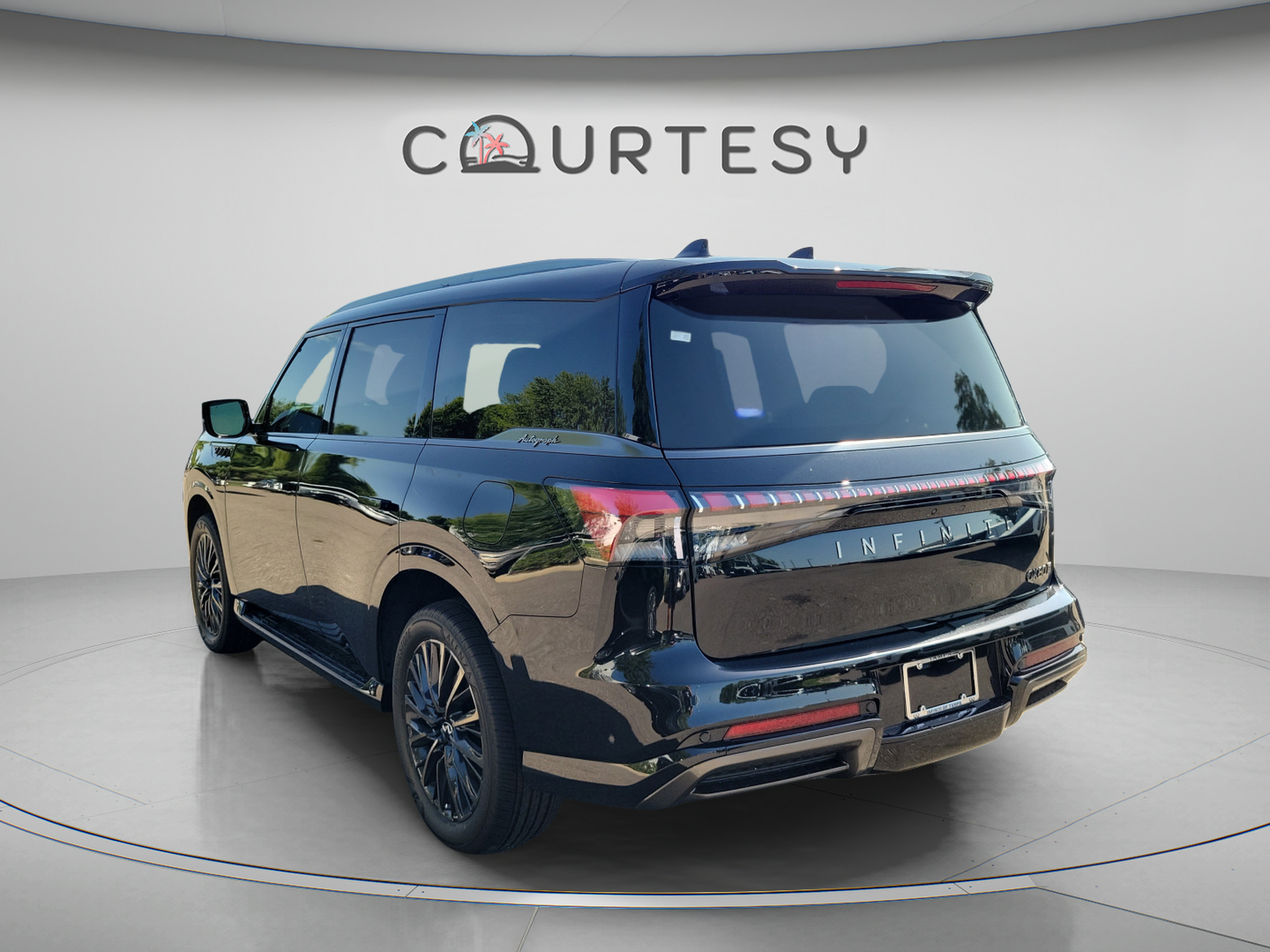 New 2027 INFINITI QX80 Autograph w/ Premium Cargo Package AWD/4WD image 2