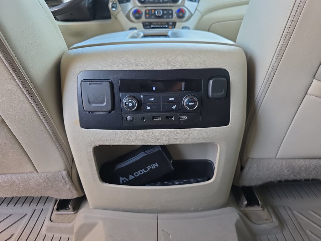 Used 2019 GMC Yukon Denali w/ Denali Ultimate Package RWD image 34