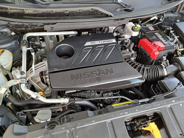 Used 2023 Nissan Rogue SL AWD/4WD image 28