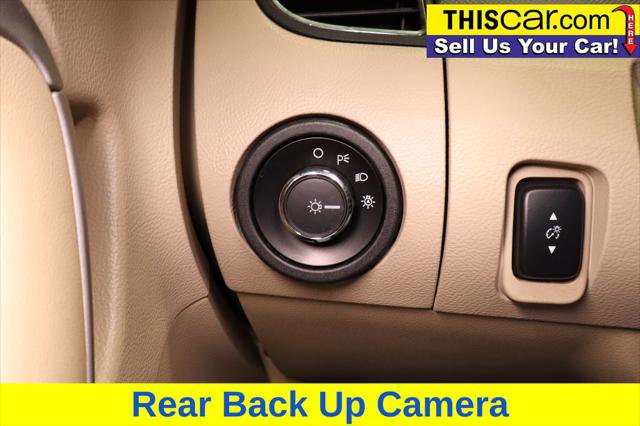 Used 2018 Ford Taurus SE image 14