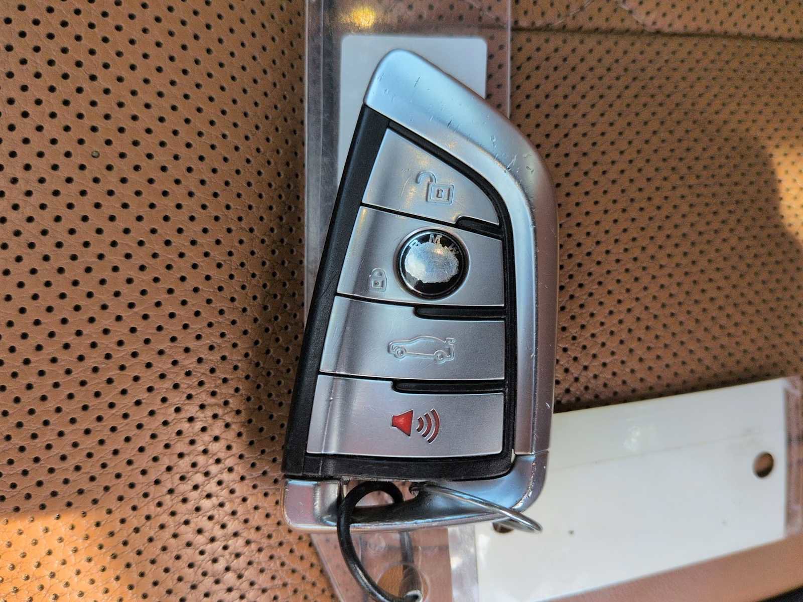 Used 2019 BMW 750i xDrive w/ M Sport Package image 36