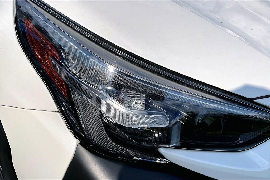 Used 2023 Subaru Outback Limited AWD/4WD image 30